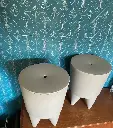 Duo de tabourets, signés Philippe STARCK, grand designer Français des années 80. En super état.                          Pair of stools, signed Philippe STARCK, great French designer of the 80s. In super condition.